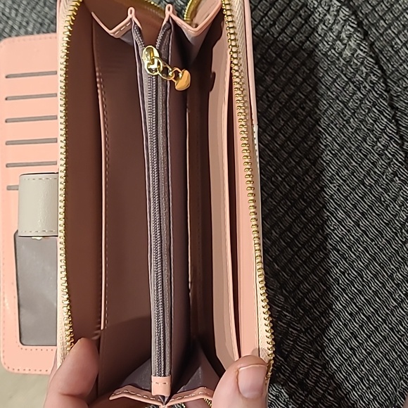 Pomelo Wallet - Picture 4 of 4